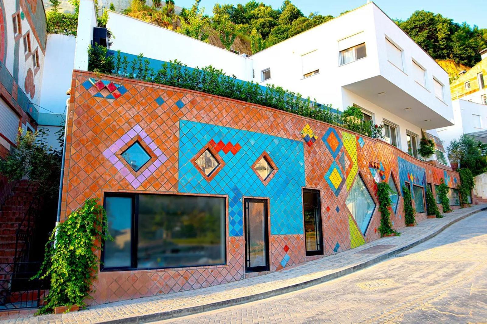 Deluxe Flat With Garden_Tirana Apartment Bagian luar foto