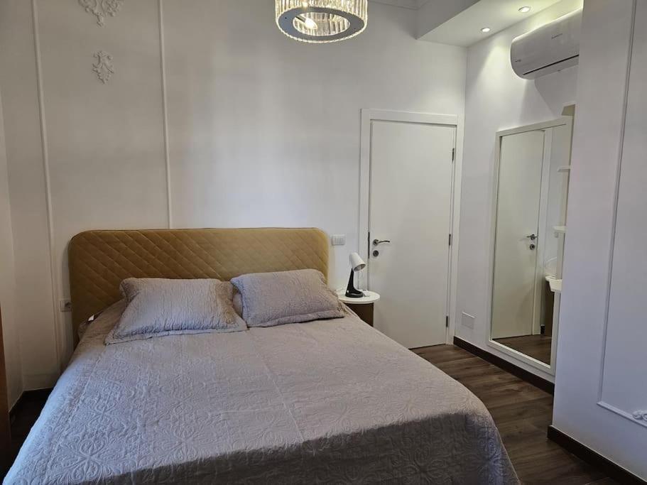 Deluxe Flat With Garden_Tirana Apartment Bagian luar foto